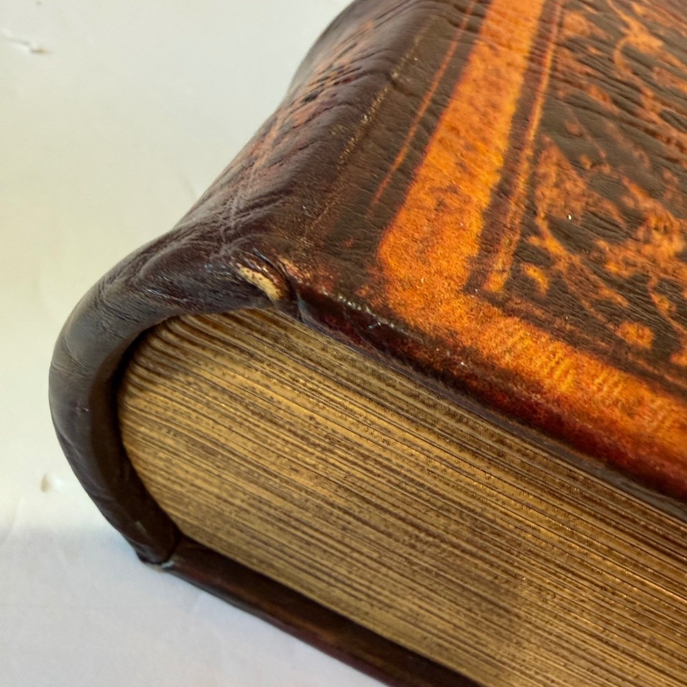 Vintage Style Faux Book Storage Box Set of 3 Nesting Tooled Leather Look Decor - Picture 10 of 12